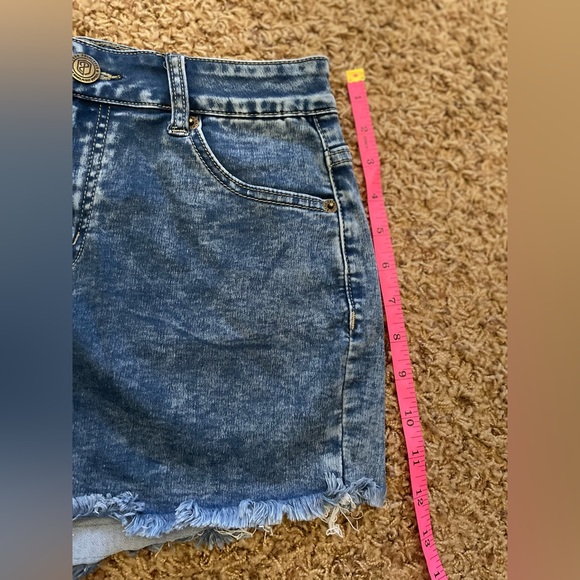 Born Primitive Flex Stretchy Jean Shorts For Women - Light Wash Denim Mid-Rise Shorts